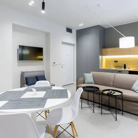 Teanna Lux * بلغراد